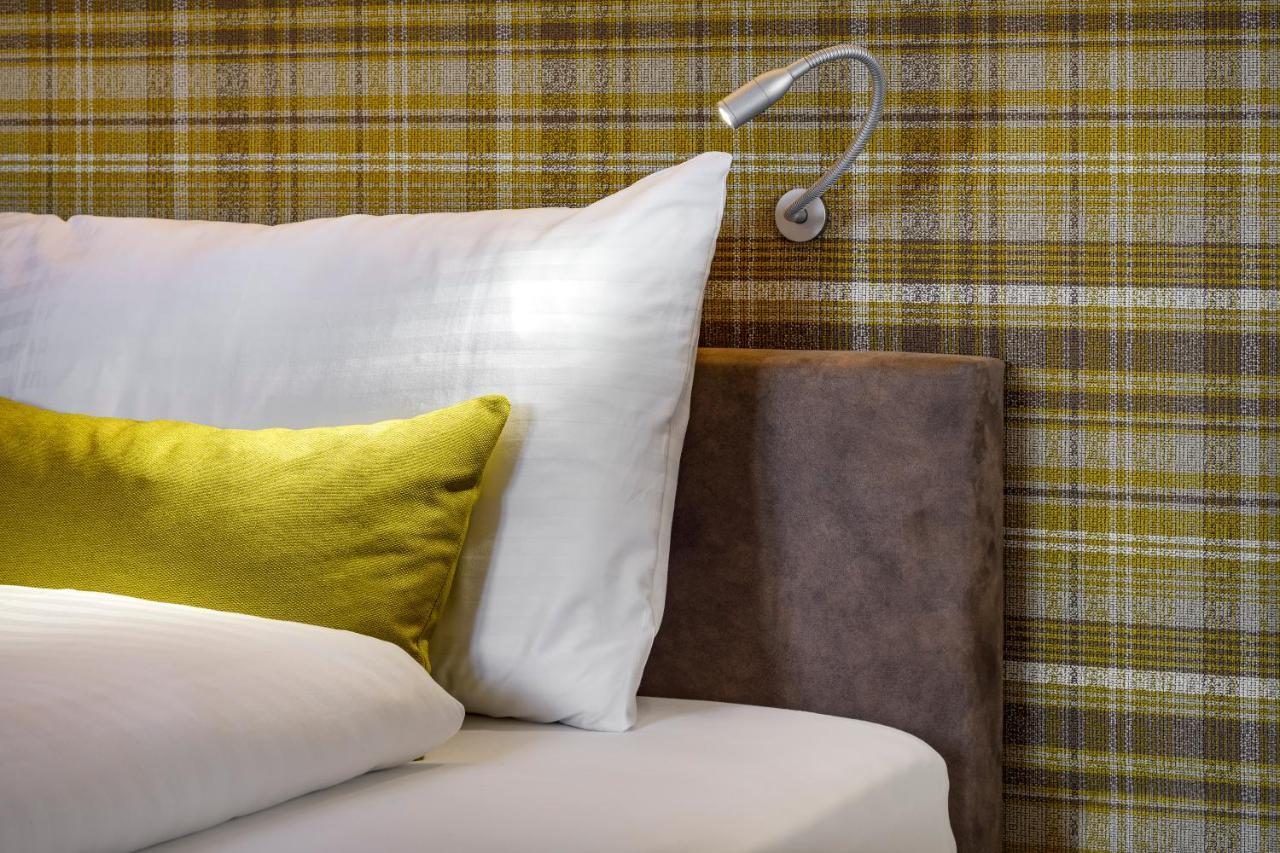 ווציקון Hotel Schweizerhof מראה חיצוני תמונה