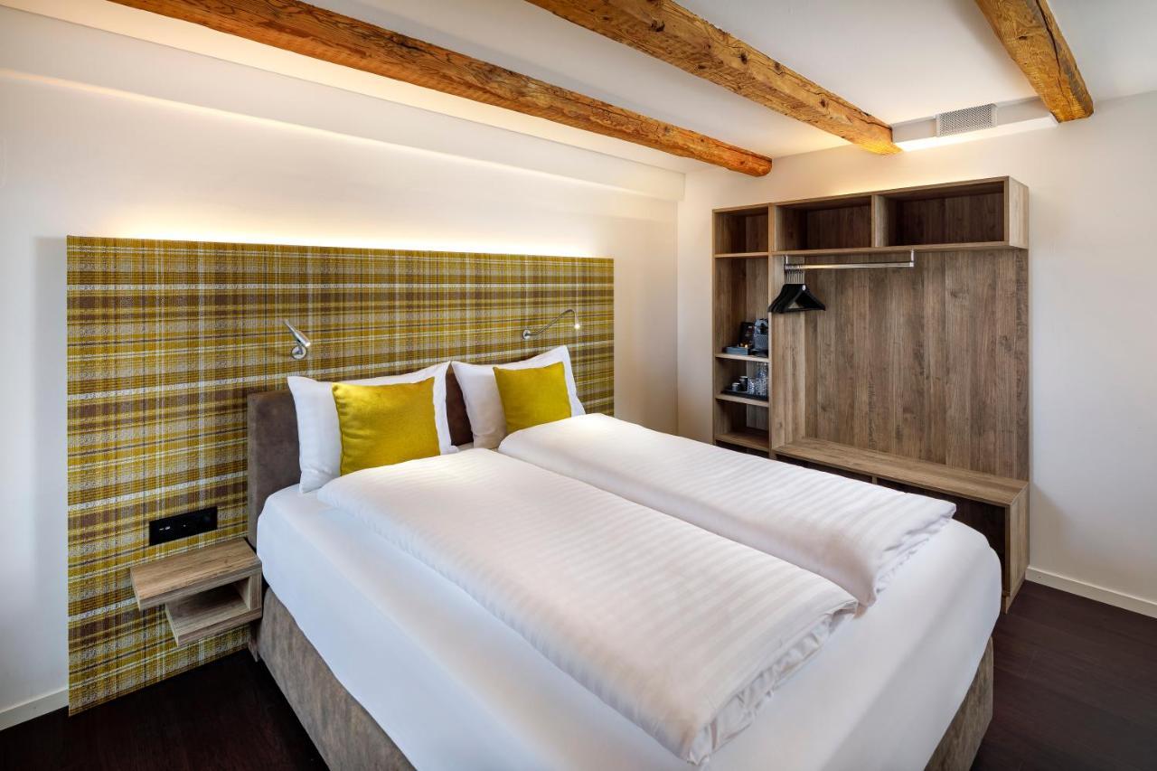 ווציקון Hotel Schweizerhof מראה חיצוני תמונה