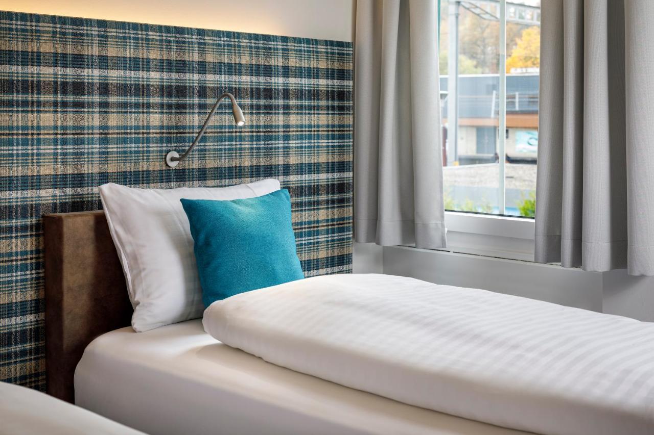 ווציקון Hotel Schweizerhof מראה חיצוני תמונה