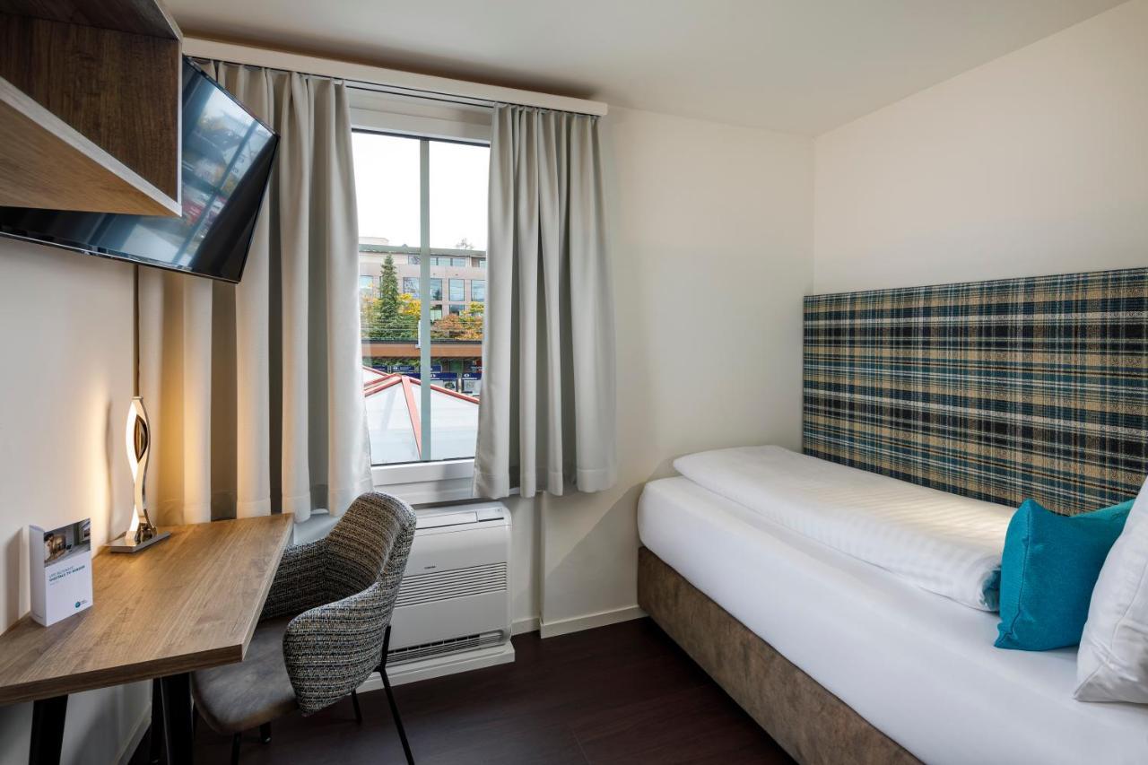 ווציקון Hotel Schweizerhof מראה חיצוני תמונה