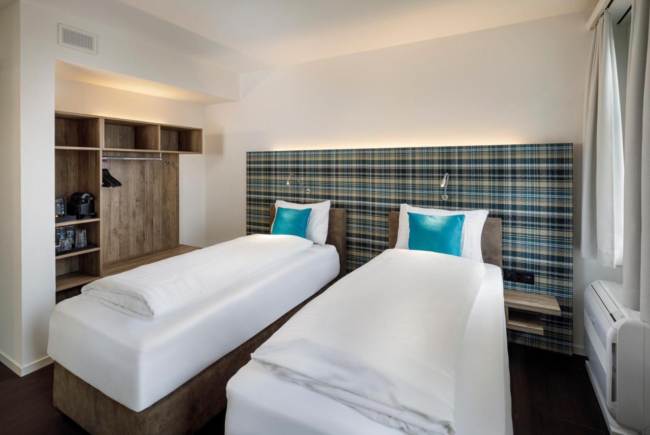 ווציקון Hotel Schweizerhof מראה חיצוני תמונה