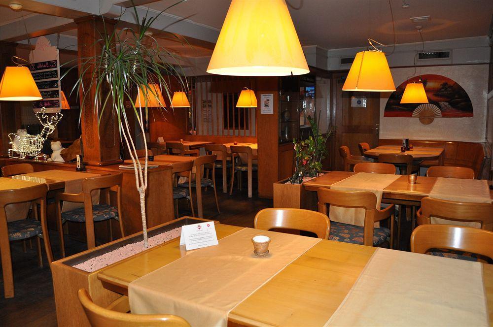 ווציקון Hotel Schweizerhof מראה חיצוני תמונה